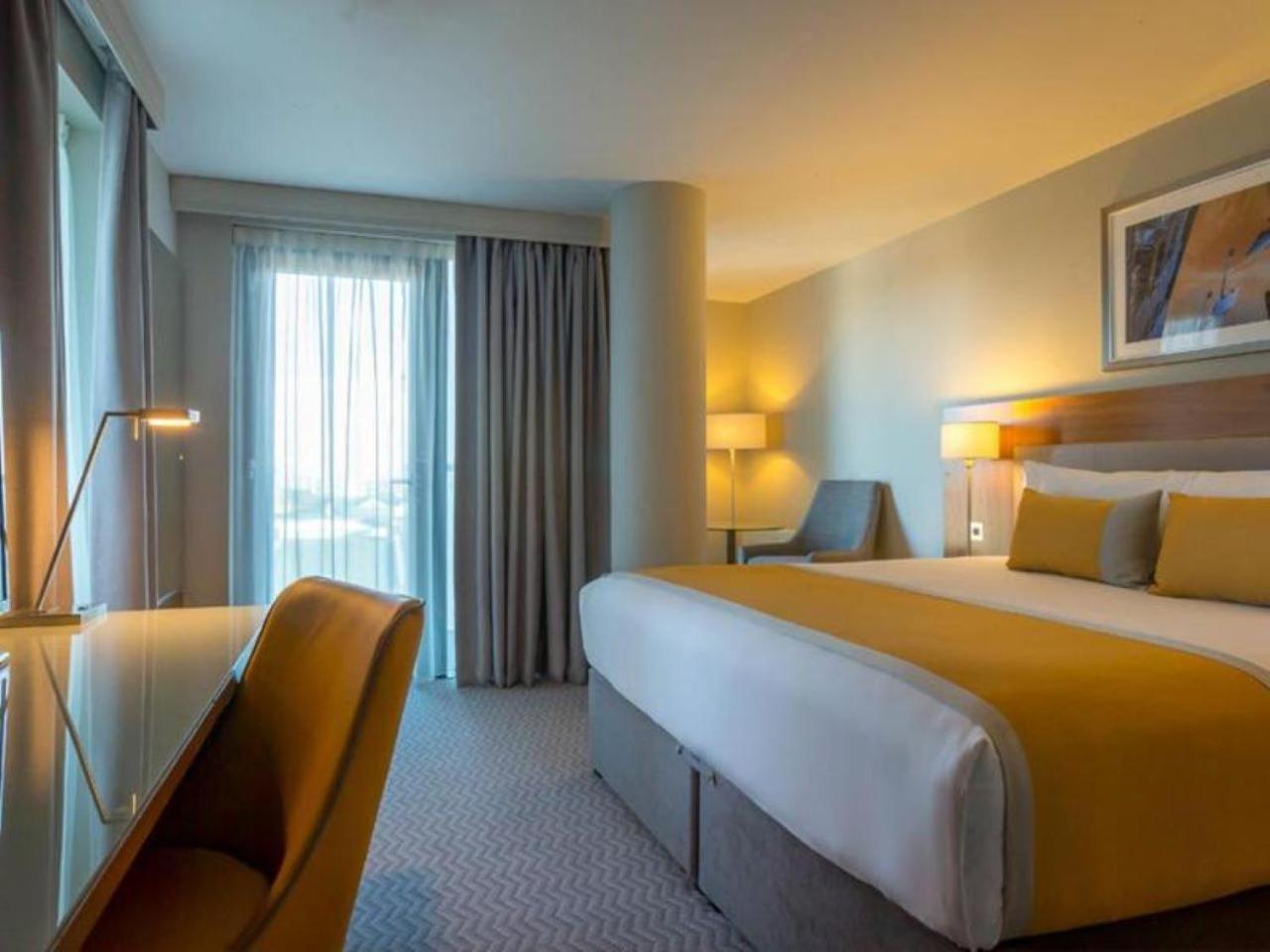 Maldron Hotel Tallaght Eksteriør billede