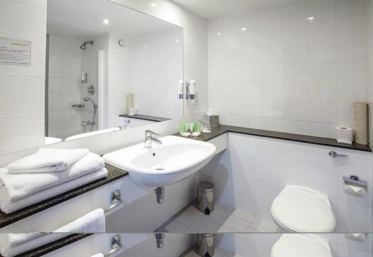 Maldron Hotel Tallaght Eksteriør billede