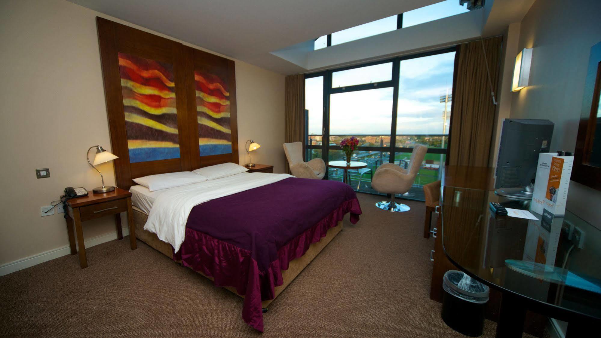 Maldron Hotel Tallaght Eksteriør billede